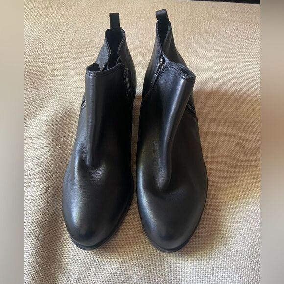 Lucky Brand Basel Bootie Black 12 - Picture 3 of 11